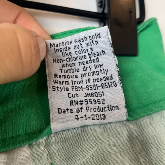 BRITISH KHAkI  POLKA DOTTED SHORTS - Picture 7 of 9